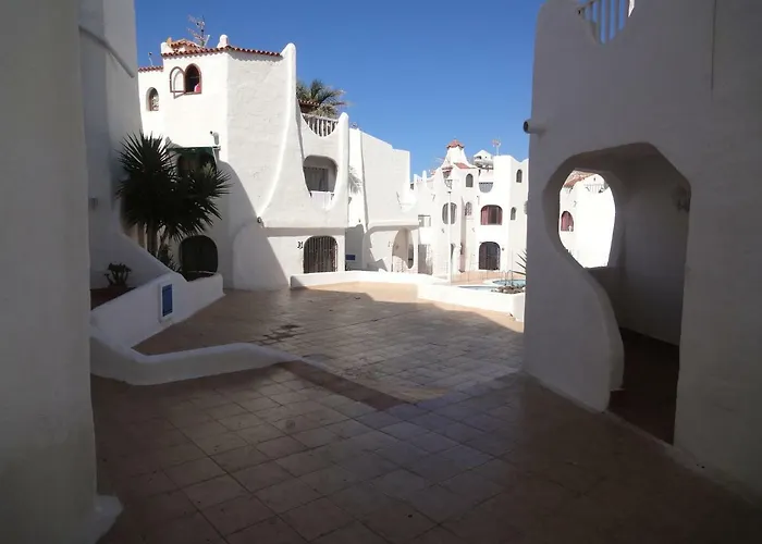 Americas And Night Апартаменти *