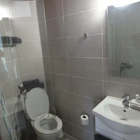 Americas And Night Apartment *