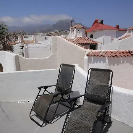 Americas And Night プラヤ・デ・ラス・アメリカス